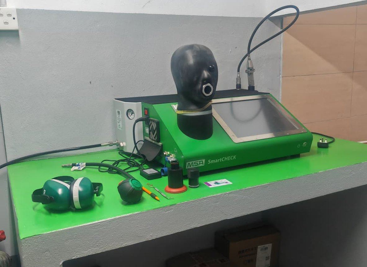 MSA SmartCHECK test bench with face masks
